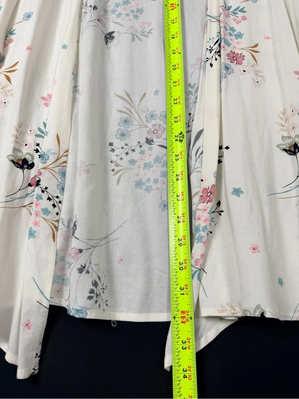 ANDREE BY UNIT Cream Floral Kimono Robe Coverup with Pink & Blue Accents Large